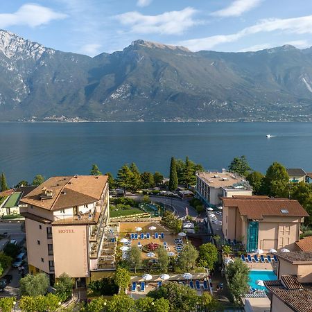 Hotel Garda Bellevue ลีโมเนซุลการ์ดา ภายนอก รูปภาพ