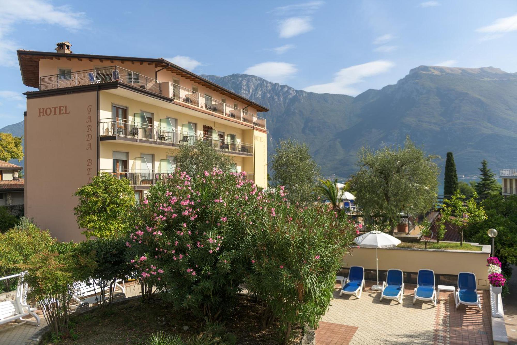 Hotel Garda Bellevue ลีโมเนซุลการ์ดา ภายนอก รูปภาพ